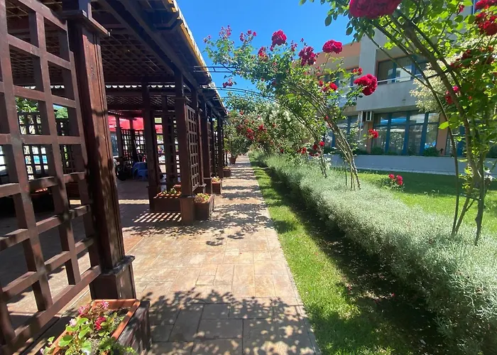 Two Bedroom In Trakia Sunny Апартамент *