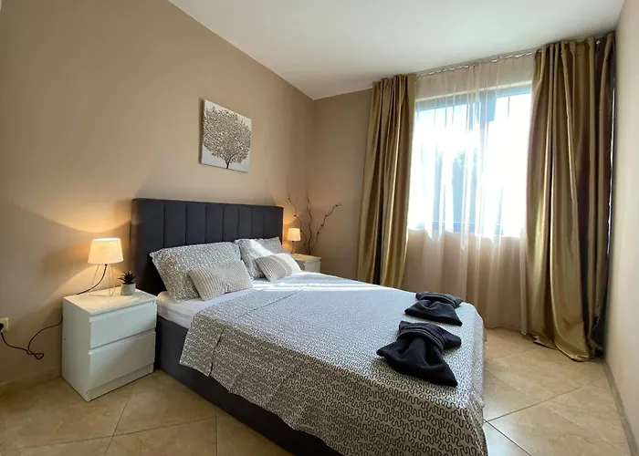 Two Bedroom In Trakia Sunny Апартамент