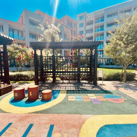 Two Bedroom In Trakia Sunny Napospart