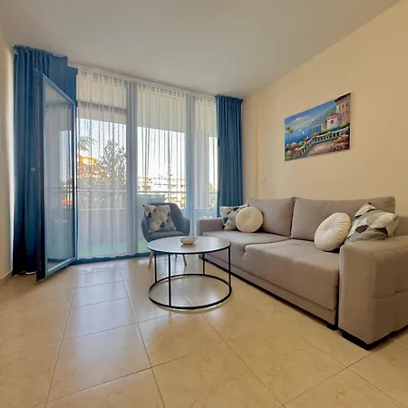 Two Bedroom In Trakia Sunny Apartment
